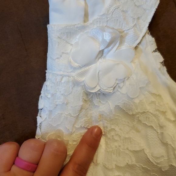 Girl's Carter's Dress Bundle - 3T - Picture 5 of 5